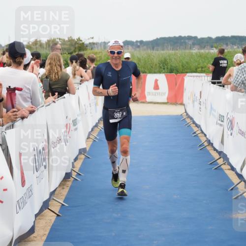 22.06.2025 - Viking Triathlon MichiJ http://msf.ph/oto/8126425 22.06.2025 15:23:14 Ziel 158, 397 meine-sportfotos.de