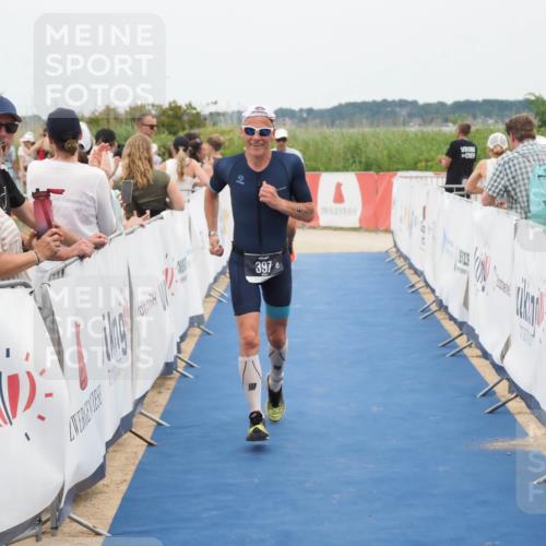 22.06.2025 - Viking Triathlon MichiJ http://msf.ph/oto/8126436 22.06.2025 15:23:14 Ziel 158, 397 meine-sportfotos.de