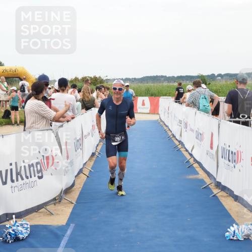 22.06.2025 - Viking Triathlon MichiJ http://msf.ph/oto/8126457 22.06.2025 15:23:15 Ziel 158, 397 meine-sportfotos.de