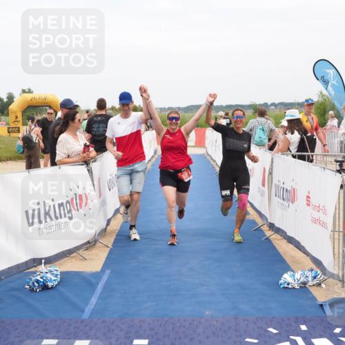 22.06.2025 - Viking Triathlon MichiJ http://msf.ph/oto/8126485 22.06.2025 15:18:09 Ziel 616 meine-sportfotos.de