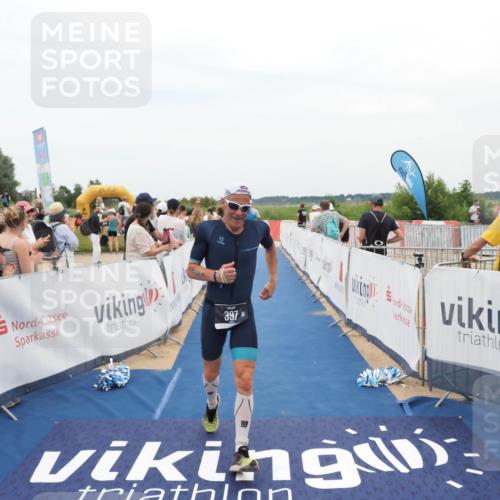 22.06.2025 - Viking Triathlon MichiJ http://msf.ph/oto/8126504 22.06.2025 15:23:16 Ziel 158, 397 meine-sportfotos.de