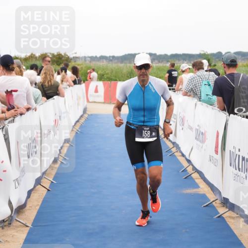 22.06.2025 - Viking Triathlon MichiJ http://msf.ph/oto/8126542 22.06.2025 15:23:18 Ziel 158, 397 meine-sportfotos.de