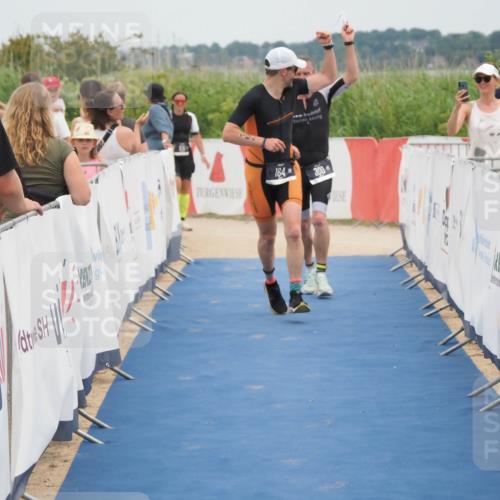 22.06.2025 - Viking Triathlon MichiJ http://msf.ph/oto/8126549 22.06.2025 15:18:15 Ziel 164, 300 meine-sportfotos.de