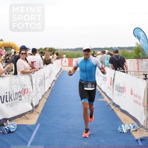 22.06.2025 - Viking Triathlon MichiJ http://msf.ph/oto/8126564 22.06.2025 15:23:19 Ziel 158, 397 meine-sportfotos.de