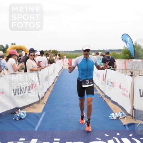 22.06.2025 - Viking Triathlon MichiJ http://msf.ph/oto/8126574 22.06.2025 15:23:19 Ziel 158, 397 meine-sportfotos.de