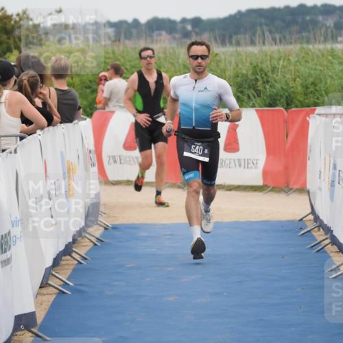 22.06.2025 - Viking Triathlon MichiJ http://msf.ph/oto/8126613 22.06.2025 15:24:03 Ziel 366, 540 meine-sportfotos.de