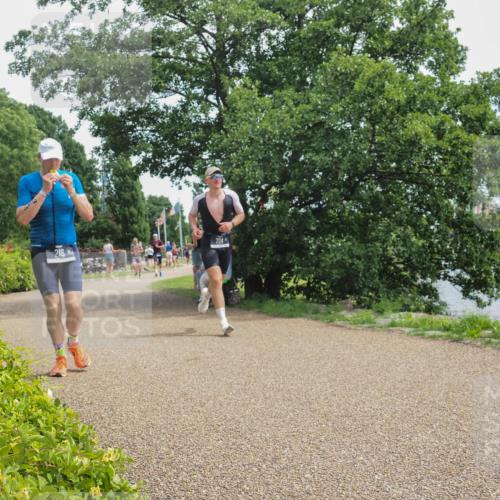 22.06.2025 - Viking Triathlon KatJ http://msf.ph/oto/8126619 22.06.2025 13:47:17 Laufen 216, 224 meine-sportfotos.de