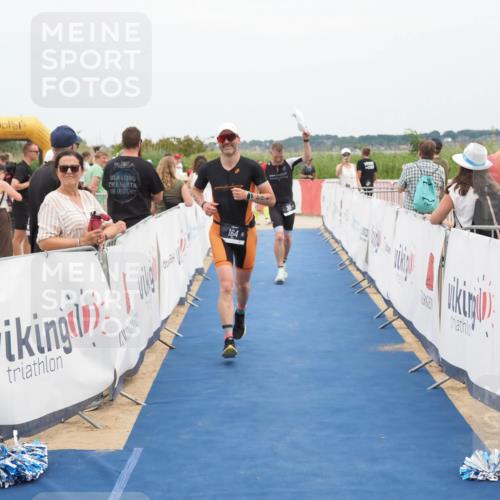 22.06.2025 - Viking Triathlon MichiJ http://msf.ph/oto/8126627 22.06.2025 15:18:17 Ziel 164, 300 meine-sportfotos.de