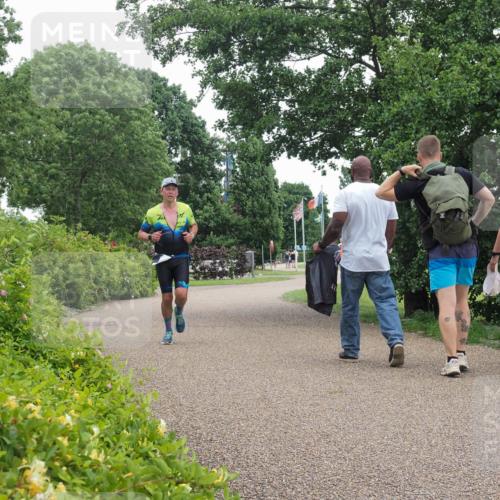 22.06.2025 - Viking Triathlon KatJ http://msf.ph/oto/8126628 22.06.2025 15:30:05 Laufen 418 meine-sportfotos.de