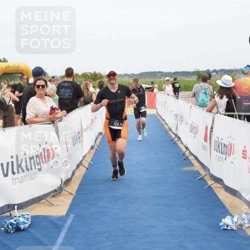 22.06.2025 - Viking Triathlon MichiJ http://msf.ph/oto/8126634 22.06.2025 15:18:18 Ziel 164, 300 meine-sportfotos.de