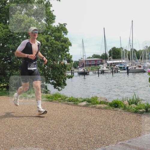 22.06.2025 - Viking Triathlon KatJ http://msf.ph/oto/8126636 22.06.2025 13:47:18 Laufen 216, 224 meine-sportfotos.de