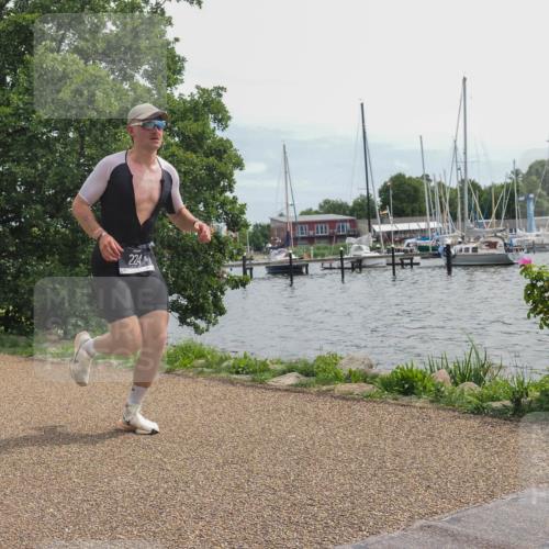 22.06.2025 - Viking Triathlon KatJ http://msf.ph/oto/8126639 22.06.2025 13:47:18 Laufen 216, 224 meine-sportfotos.de