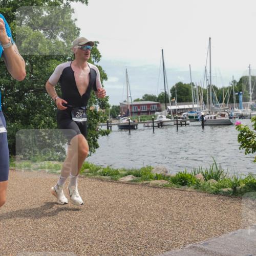 22.06.2025 - Viking Triathlon KatJ http://msf.ph/oto/8126643 22.06.2025 13:47:18 Laufen 216, 224 meine-sportfotos.de