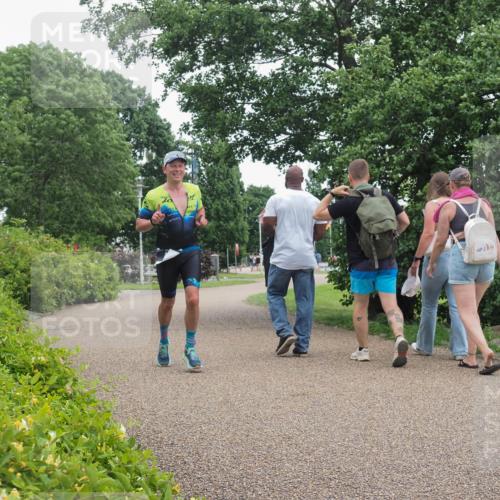 22.06.2025 - Viking Triathlon KatJ http://msf.ph/oto/8126664 22.06.2025 15:30:06 Laufen 418 meine-sportfotos.de