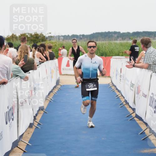 22.06.2025 - Viking Triathlon MichiJ http://msf.ph/oto/8126681 22.06.2025 15:24:04 Ziel 366, 540 meine-sportfotos.de