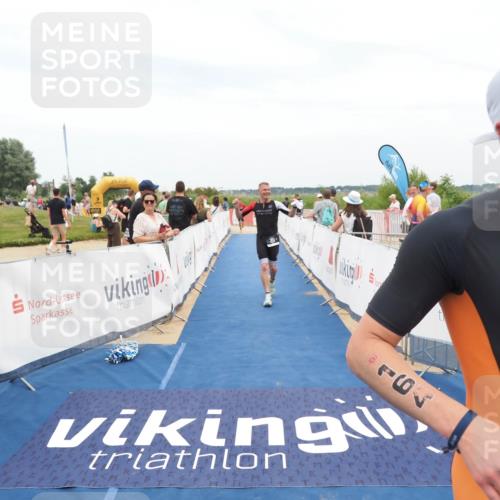 22.06.2025 - Viking Triathlon MichiJ http://msf.ph/oto/8126704 22.06.2025 15:18:20 Ziel 164, 235, 300 meine-sportfotos.de