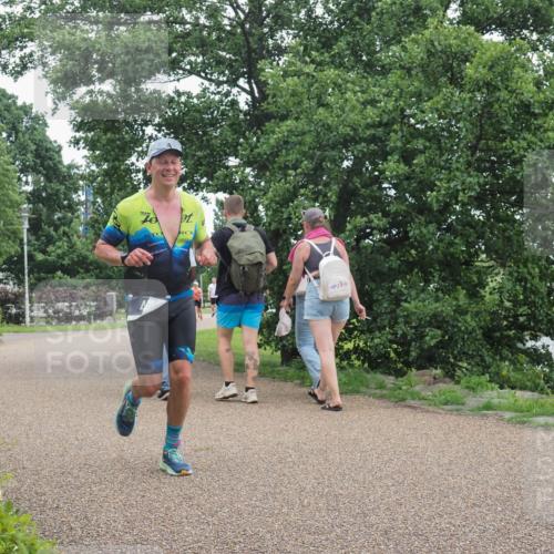 22.06.2025 - Viking Triathlon KatJ http://msf.ph/oto/8126714 22.06.2025 15:30:07 Laufen 418 meine-sportfotos.de