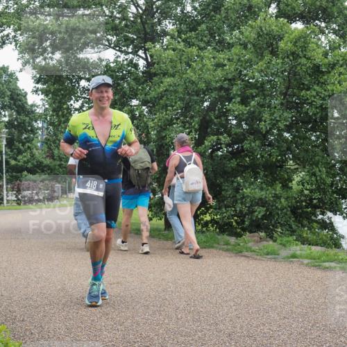 22.06.2025 - Viking Triathlon KatJ http://msf.ph/oto/8126723 22.06.2025 15:30:07 Laufen 418 meine-sportfotos.de