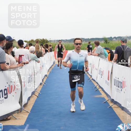 22.06.2025 - Viking Triathlon MichiJ http://msf.ph/oto/8126724 22.06.2025 15:24:06 Ziel 366, 540 meine-sportfotos.de