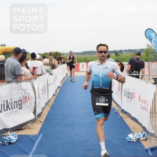 22.06.2025 - Viking Triathlon MichiJ http://msf.ph/oto/8126740 22.06.2025 15:24:06 Ziel 366, 540 meine-sportfotos.de