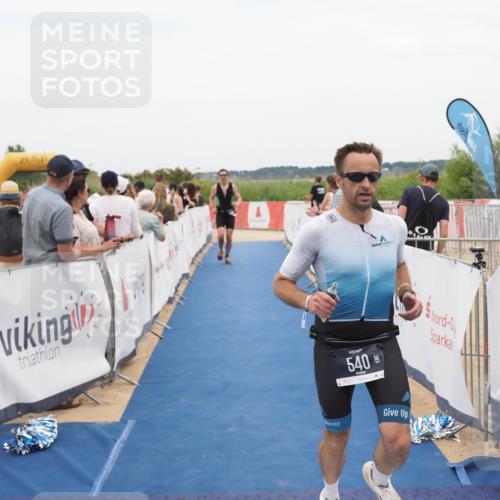 22.06.2025 - Viking Triathlon MichiJ http://msf.ph/oto/8126748 22.06.2025 15:24:06 Ziel 366, 540 meine-sportfotos.de
