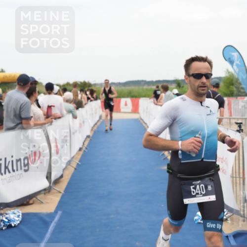 22.06.2025 - Viking Triathlon MichiJ http://msf.ph/oto/8126753 22.06.2025 15:24:06 Ziel 366, 540 meine-sportfotos.de