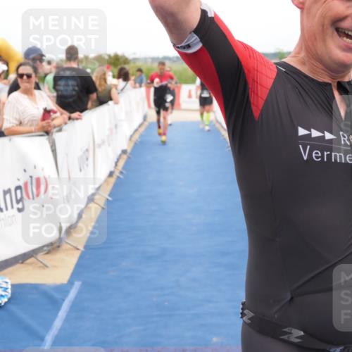 22.06.2025 - Viking Triathlon MichiJ http://msf.ph/oto/8126775 22.06.2025 15:18:23 Ziel 164, 235, 247, 300 meine-sportfotos.de