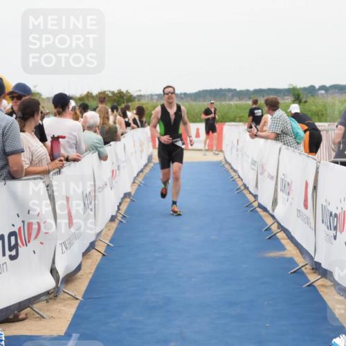 22.06.2025 - Viking Triathlon MichiJ http://msf.ph/oto/8126797 22.06.2025 15:24:08 Ziel 366, 540 meine-sportfotos.de