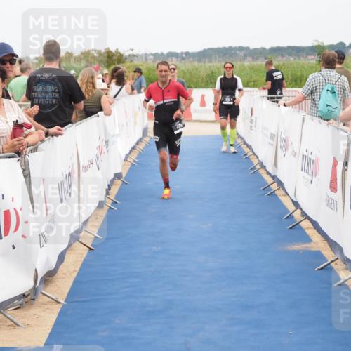 22.06.2025 - Viking Triathlon MichiJ http://msf.ph/oto/8126808 22.06.2025 15:18:24 Ziel 235, 247, 300 meine-sportfotos.de