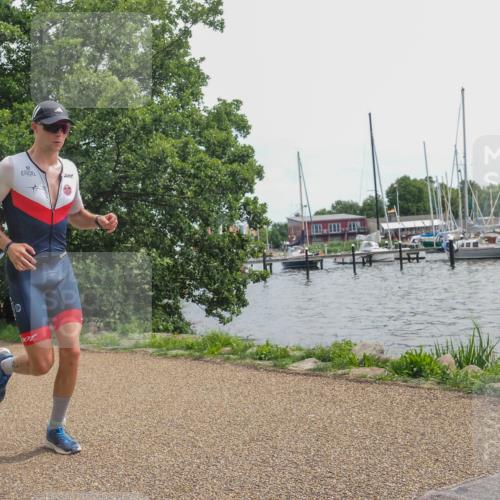 22.06.2025 - Viking Triathlon KatJ http://msf.ph/oto/8126819 22.06.2025 13:47:38 Laufen 196, 301 meine-sportfotos.de