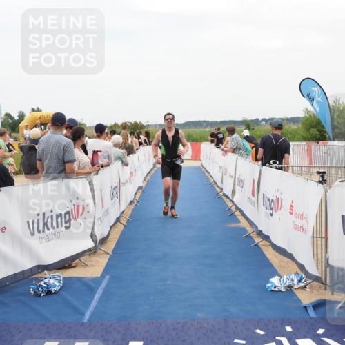 22.06.2025 - Viking Triathlon MichiJ http://msf.ph/oto/8126821 22.06.2025 15:24:08 Ziel 366, 540 meine-sportfotos.de