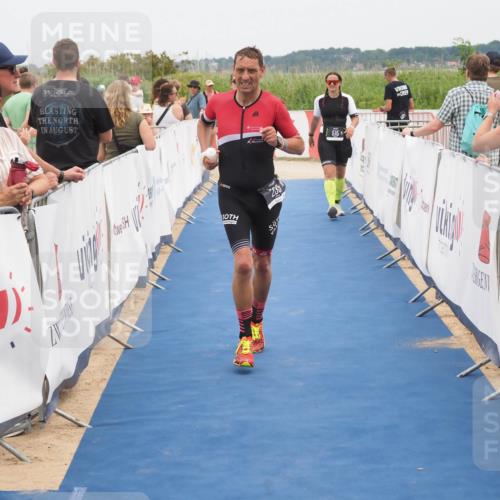 22.06.2025 - Viking Triathlon MichiJ http://msf.ph/oto/8126834 22.06.2025 15:18:25 Ziel 235, 247, 300 meine-sportfotos.de