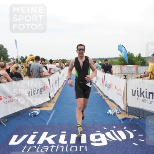 22.06.2025 - Viking Triathlon MichiJ http://msf.ph/oto/8126873 22.06.2025 15:24:10 Ziel 366, 540 meine-sportfotos.de