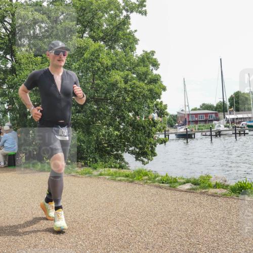 22.06.2025 - Viking Triathlon KatJ http://msf.ph/oto/8126880 22.06.2025 13:48:04 Laufen 103 meine-sportfotos.de