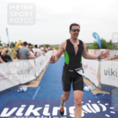 22.06.2025 - Viking Triathlon MichiJ http://msf.ph/oto/8126882 22.06.2025 15:24:10 Ziel 366, 540 meine-sportfotos.de