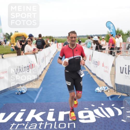 22.06.2025 - Viking Triathlon MichiJ http://msf.ph/oto/8126884 22.06.2025 15:18:27 Ziel 235, 247, 399 meine-sportfotos.de