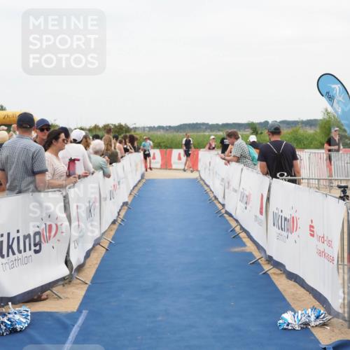 22.06.2025 - Viking Triathlon MichiJ http://msf.ph/oto/8126907 22.06.2025 15:24:11 Ziel 366 meine-sportfotos.de