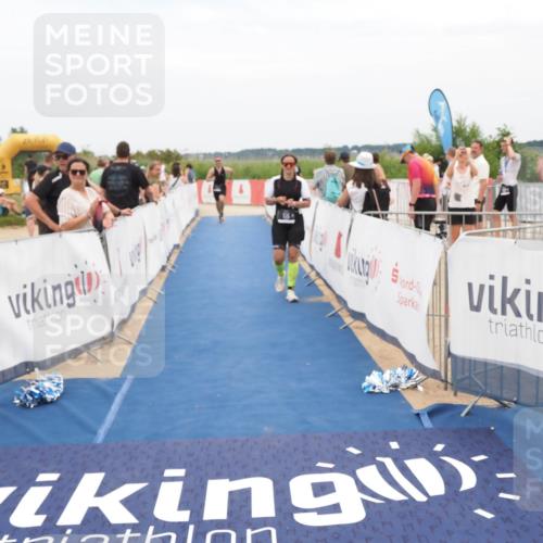 22.06.2025 - Viking Triathlon MichiJ http://msf.ph/oto/8126950 22.06.2025 15:18:31 Ziel 235, 247, 399 meine-sportfotos.de
