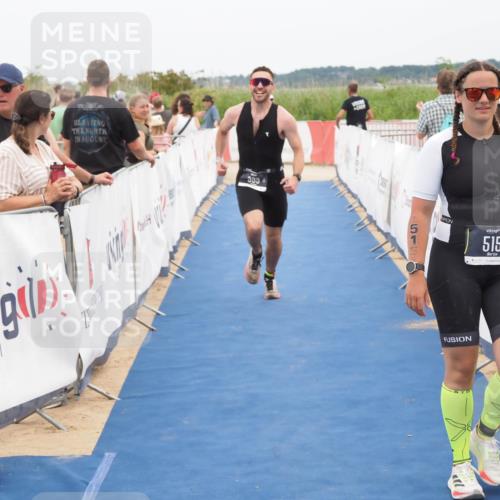 22.06.2025 - Viking Triathlon MichiJ http://msf.ph/oto/8127022 22.06.2025 15:18:33 Ziel 175, 399 meine-sportfotos.de