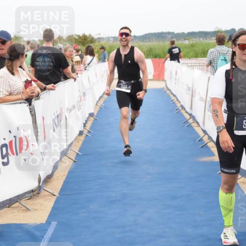 22.06.2025 - Viking Triathlon MichiJ http://msf.ph/oto/8127025 22.06.2025 15:18:33 Ziel 175, 399 meine-sportfotos.de