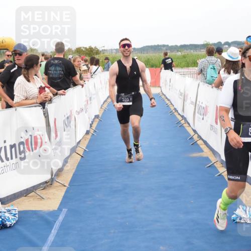 22.06.2025 - Viking Triathlon MichiJ http://msf.ph/oto/8127031 22.06.2025 15:18:33 Ziel 175, 399 meine-sportfotos.de