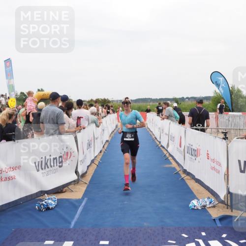 22.06.2025 - Viking Triathlon MichiJ http://msf.ph/oto/8127041 22.06.2025 15:24:19 Ziel 495 meine-sportfotos.de