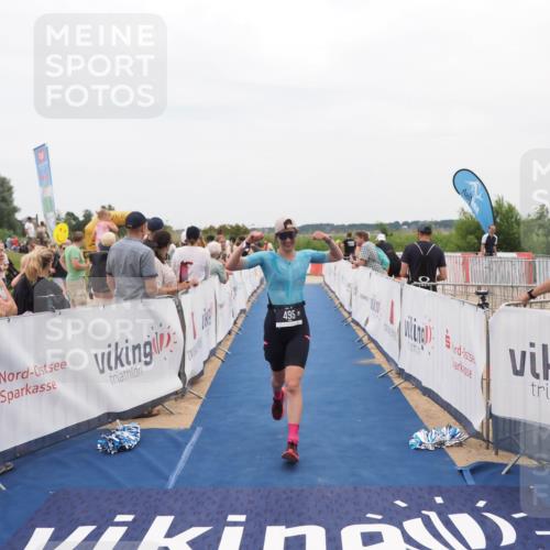 22.06.2025 - Viking Triathlon MichiJ http://msf.ph/oto/8127058 22.06.2025 15:24:19 Ziel 495 meine-sportfotos.de