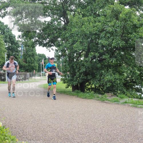 22.06.2025 - Viking Triathlon KatJ http://msf.ph/oto/8127059 22.06.2025 15:31:19 Laufen 76, 489 meine-sportfotos.de