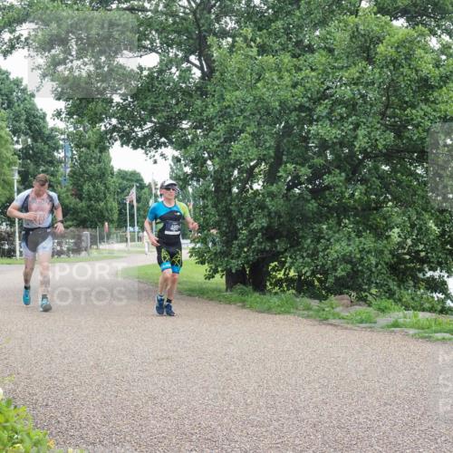 22.06.2025 - Viking Triathlon KatJ http://msf.ph/oto/8127068 22.06.2025 15:31:19 Laufen 76, 489 meine-sportfotos.de