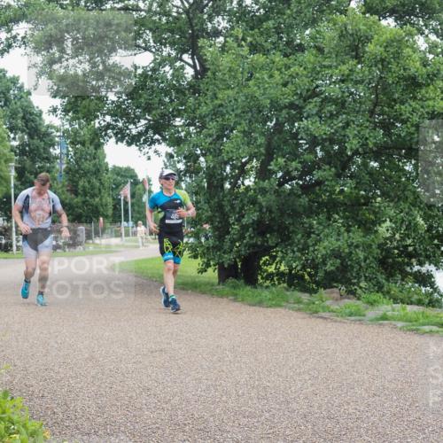 22.06.2025 - Viking Triathlon KatJ http://msf.ph/oto/8127078 22.06.2025 15:31:19 Laufen 76, 489 meine-sportfotos.de