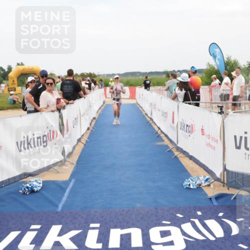 22.06.2025 - Viking Triathlon MichiJ http://msf.ph/oto/8127083 22.06.2025 15:18:37 Ziel 29, 175, 399 meine-sportfotos.de