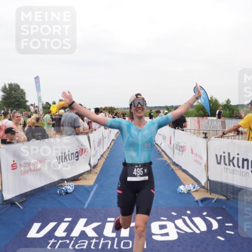 22.06.2025 - Viking Triathlon MichiJ http://msf.ph/oto/8127084 22.06.2025 15:24:20 Ziel 185, 495 meine-sportfotos.de