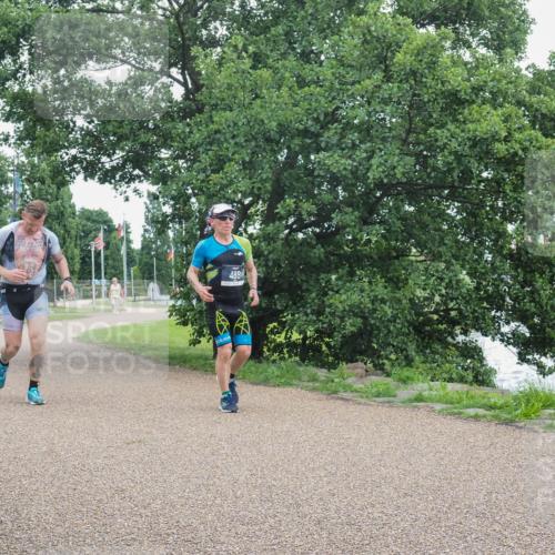 22.06.2025 - Viking Triathlon KatJ http://msf.ph/oto/8127100 22.06.2025 15:31:20 Laufen 76, 489 meine-sportfotos.de