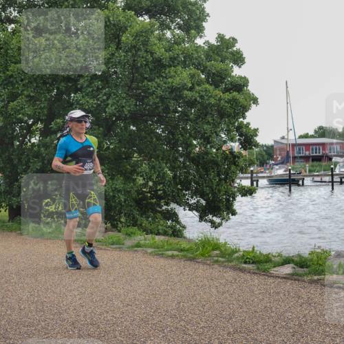 22.06.2025 - Viking Triathlon KatJ http://msf.ph/oto/8127115 22.06.2025 15:31:21 Laufen 76, 489 meine-sportfotos.de